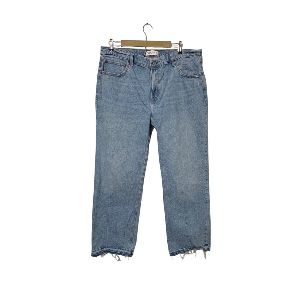 Abercrombie & Fitch Size 34 The 90s Relaxed Jean High Rise Light Wash Denim